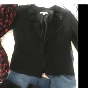 Women’s black tuxedo Blazer